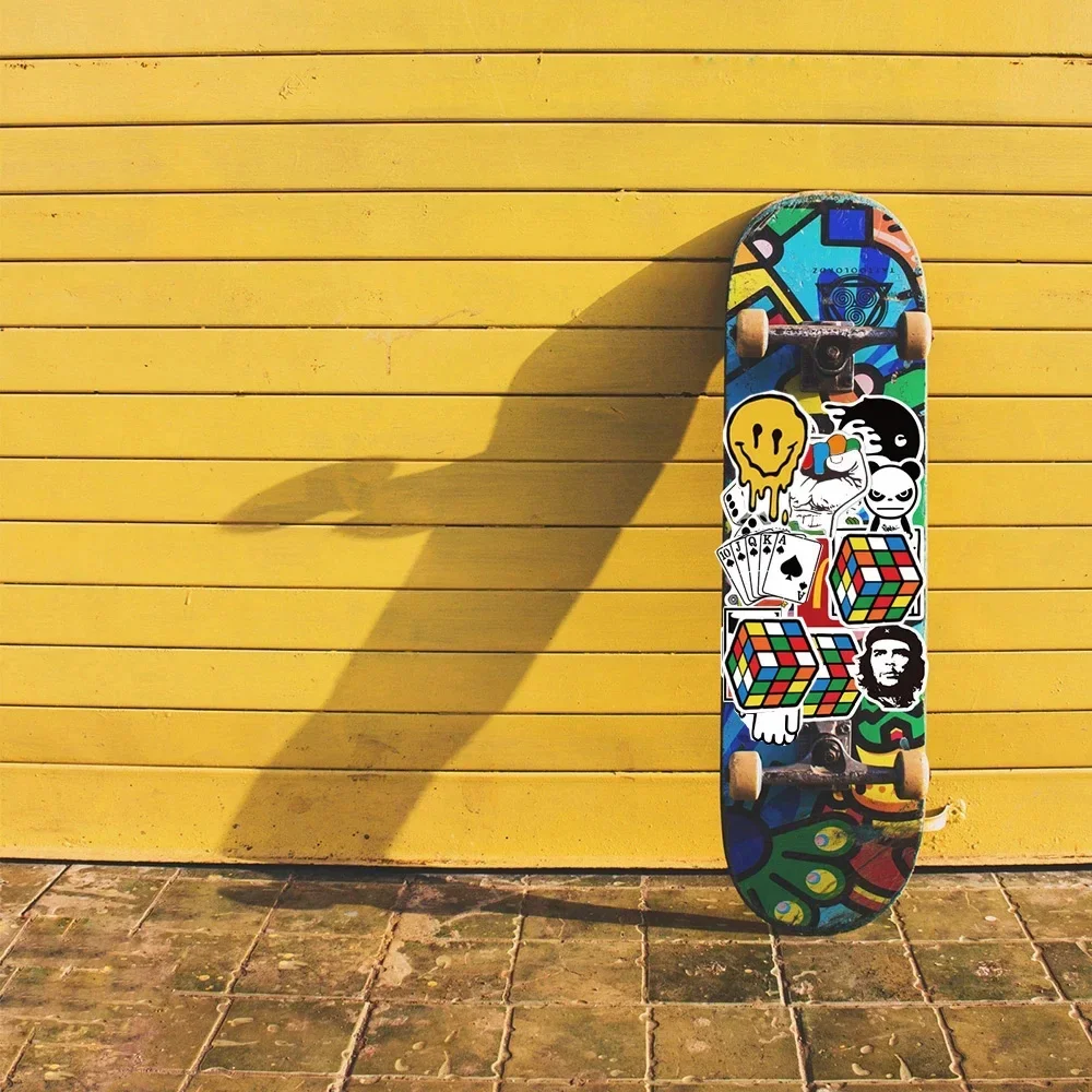 100 pezzi moda cool logo del marchio adesivi estetica moto telefono auto skateboard adesivo per laptop decalcomania classico giocattolo per bambini
