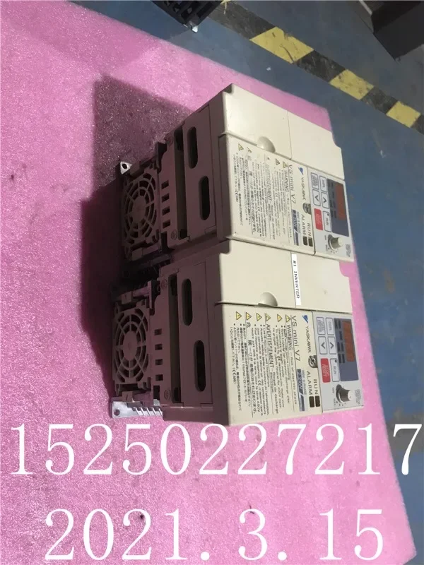 Yaskawa frequency converter VS-606V7 CIMR-V7AT22P2 220V 2.2KW physical photography test package ready for disassembly