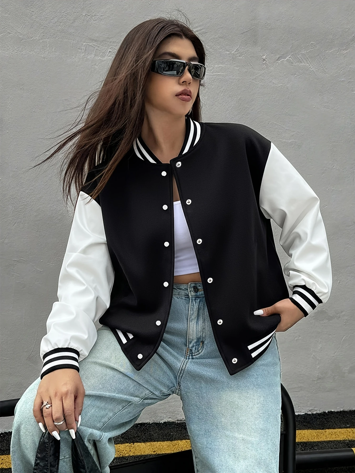 Women's Wool Baseball Jacket Is Suitable for Autumn and Winter Casual Outdoor Sports Wear and Is Very Suitable for Daily Use
