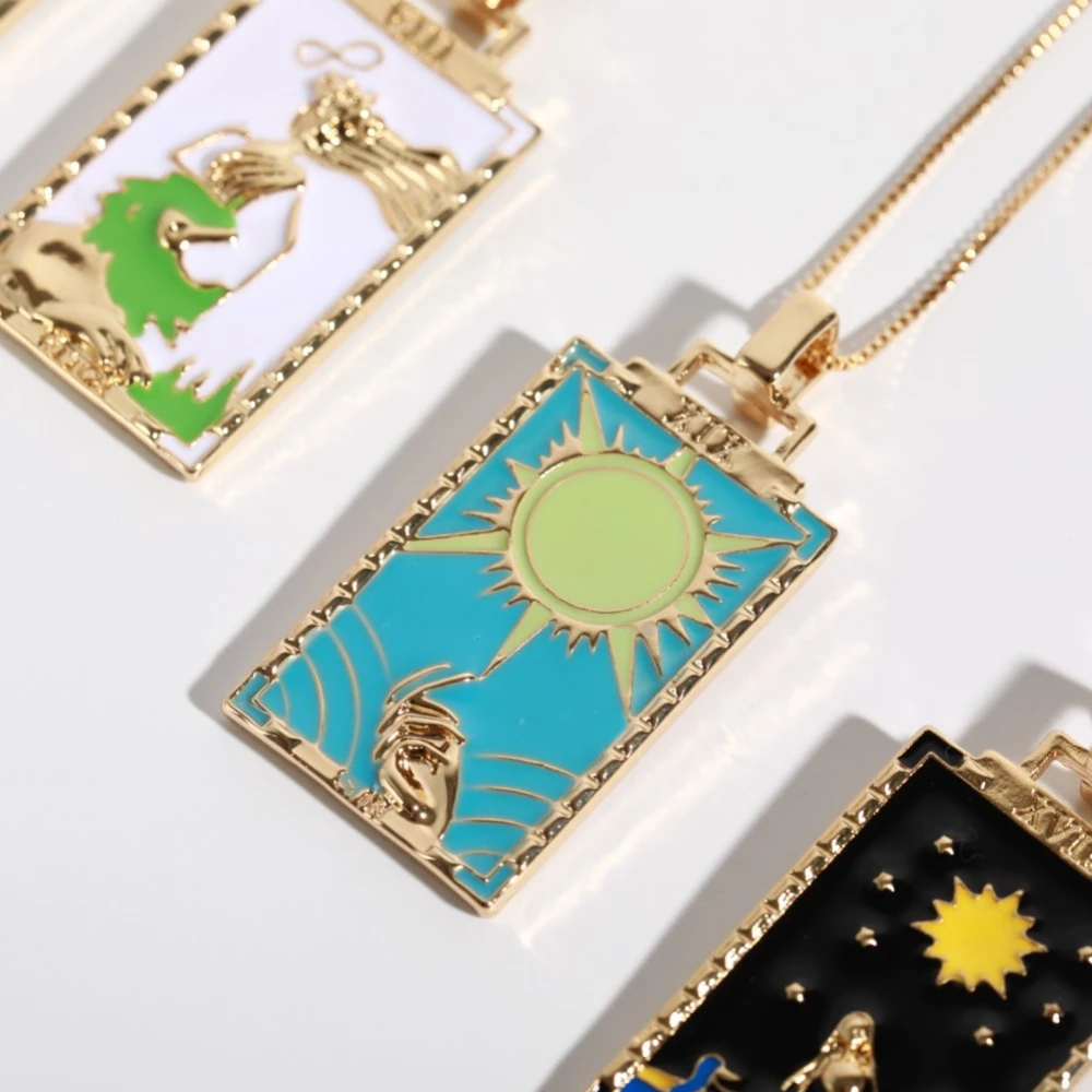 Tarot Card Pendant Necklace Retro Style Oil Painting Sun Moon Star Square Geometric Big Pendant Necklace Women Vintage Gift