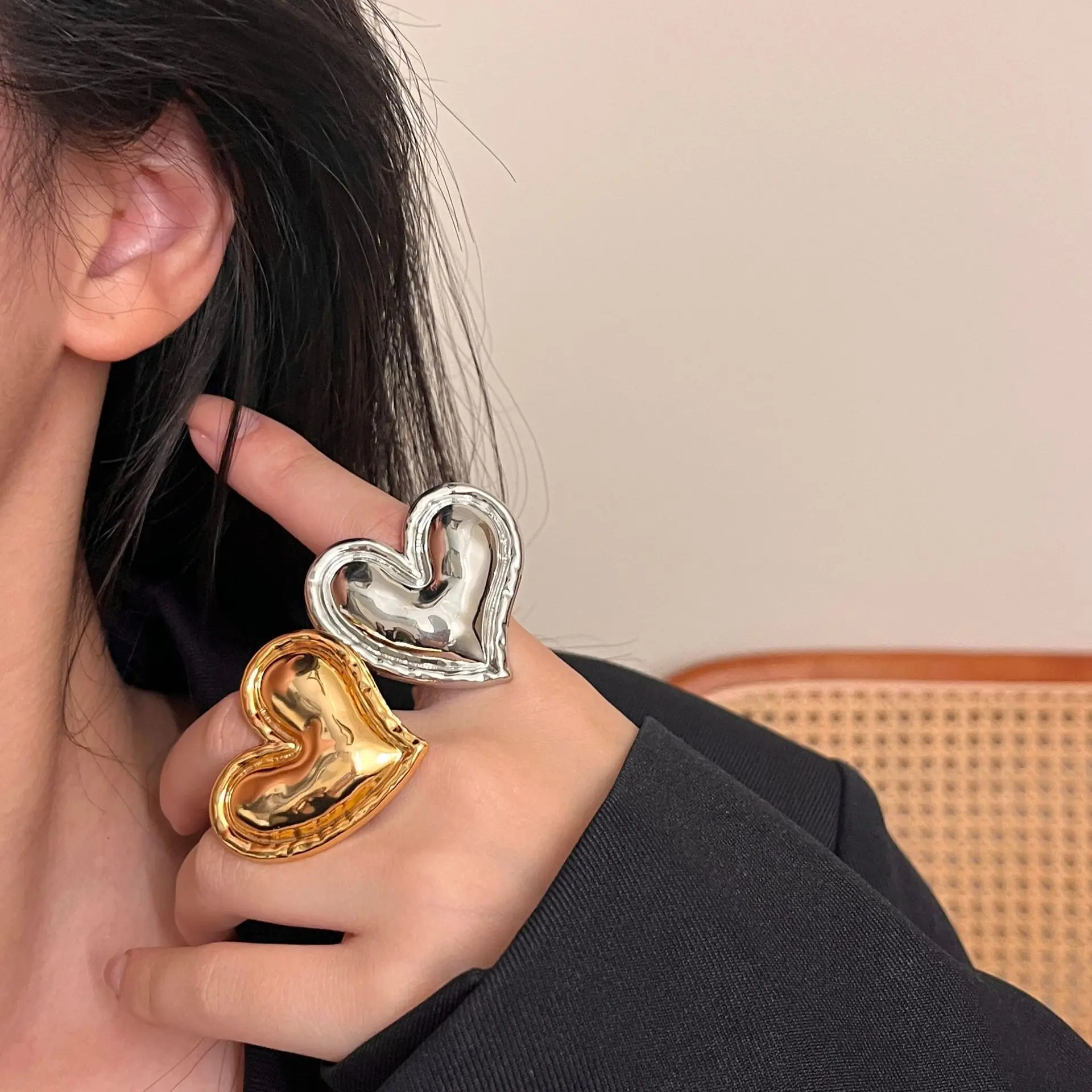 Metal Irregular Smooth Large Heart-shaped Open Rings for Women Girls European American Personality Party Vintage Jewelry Gifts