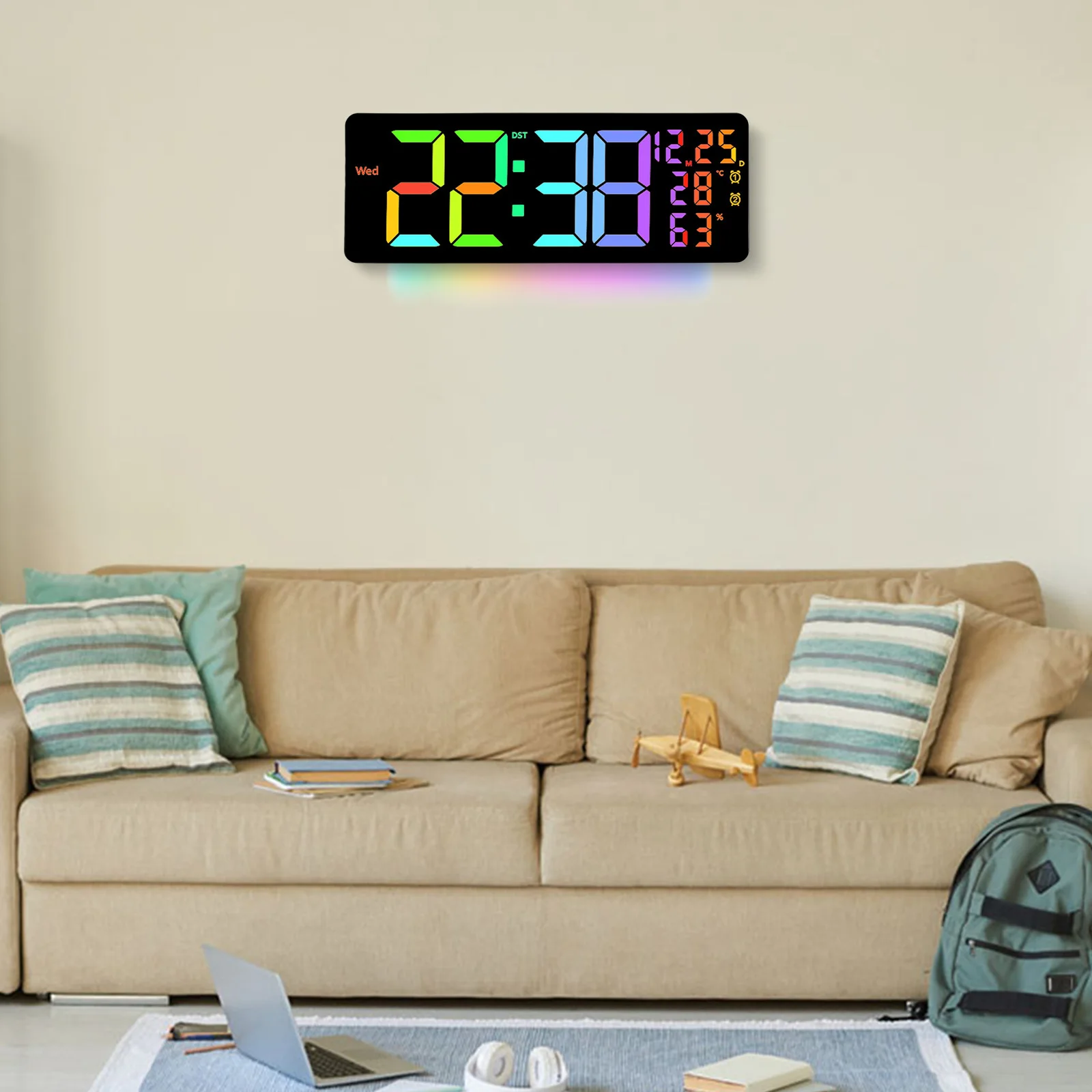 ساعة حائط LED كبيرة مع وظائف متعددة بما في ذلك عرض تاريخ الوقت ودرجة الحرارة بالإضافة إلى مثالي لأي غرفة #1