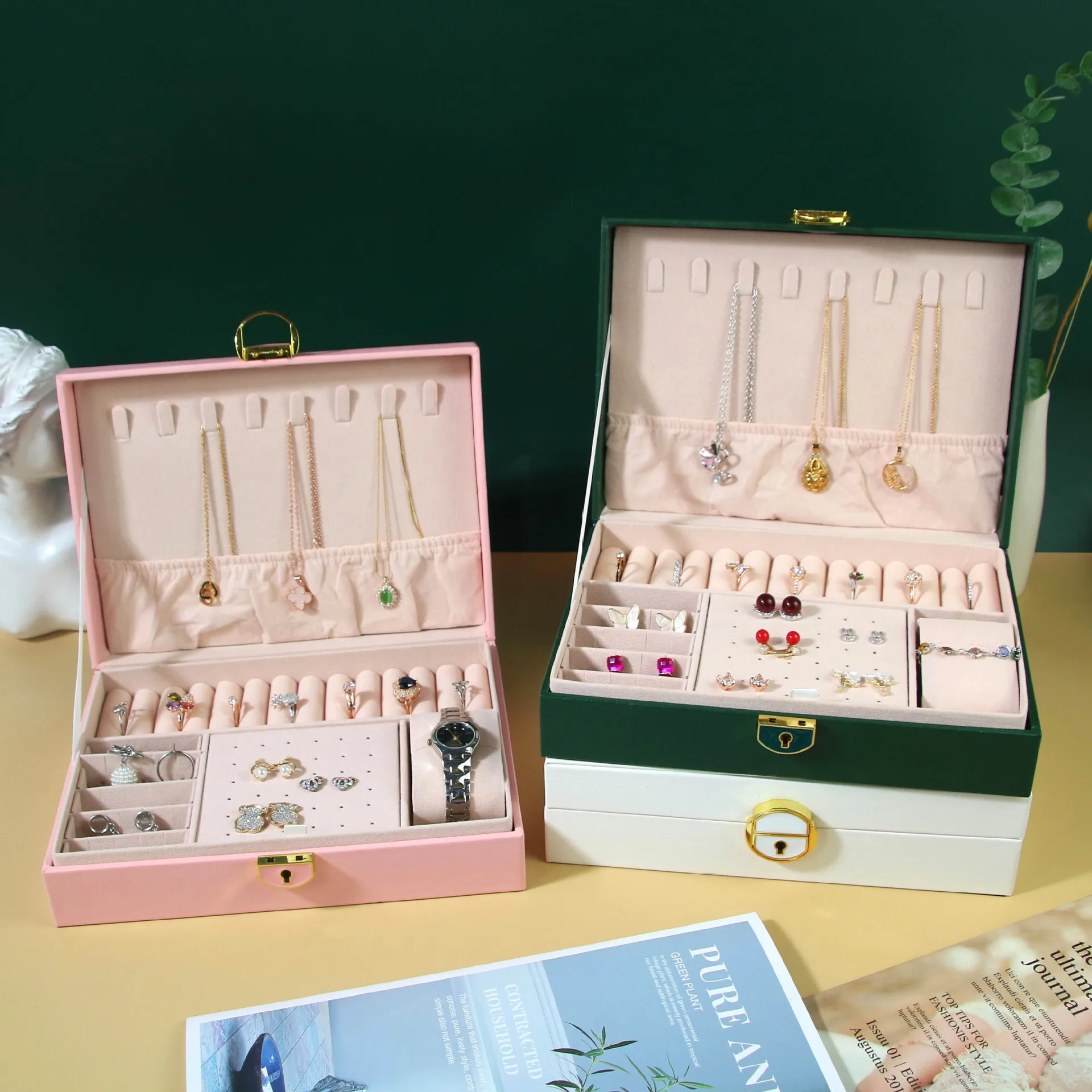 

Кожаная шкатулка для украшений с 1 отделением и фурнитурой для замка, для хранения колец и серег, в повседневном стиле, для путешествий