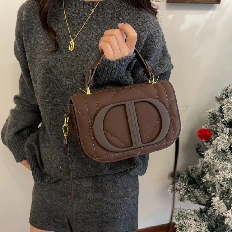 Designer Diaper Bag Original Retro Leather Purse Large Capacity Casual Shopper Stylish Letter Logo Messenger
