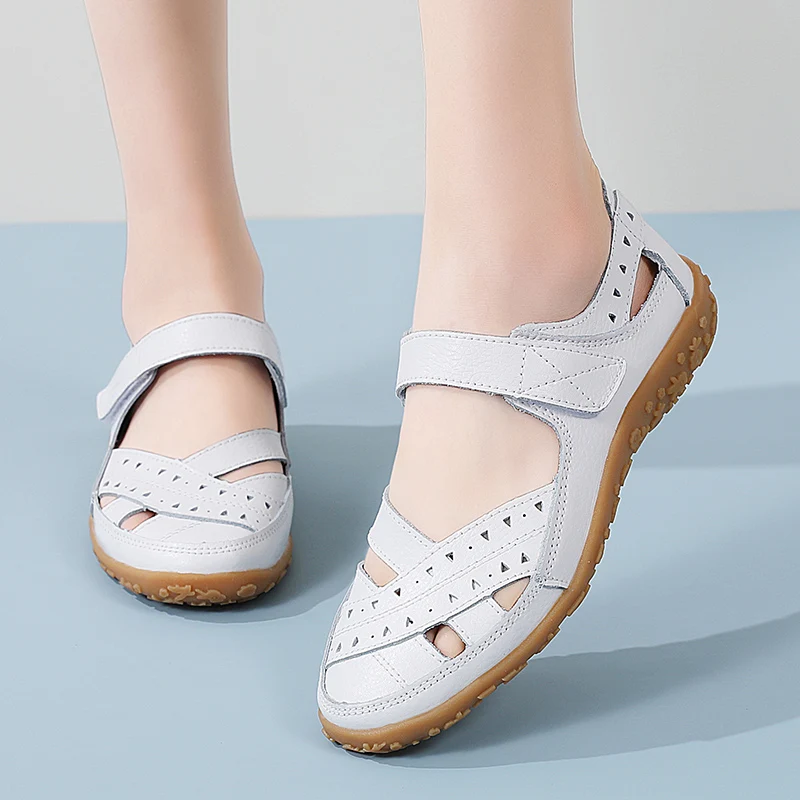 2024 new summer women's shoes large size Roman casual mother shoes leather baotou sandals Velcro hollow cowhide