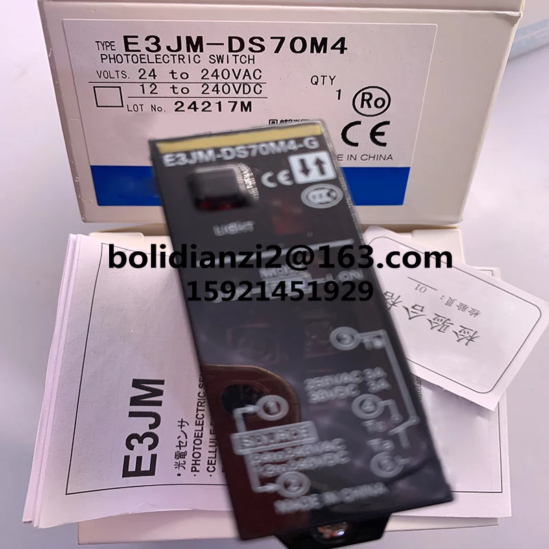 New photoelectric switch sensor E3JM-DS70M4-US One year warranty In stock
