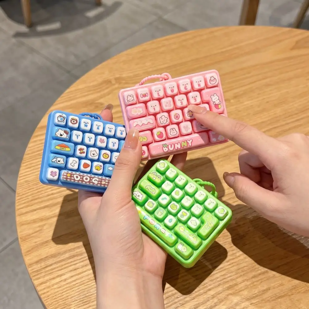 Mini 26 Keys Keyboard Keychain Cartoon Pressable Keys Fingertip Button Keyring Relaxed Creative Sensory Clicker Travel Use