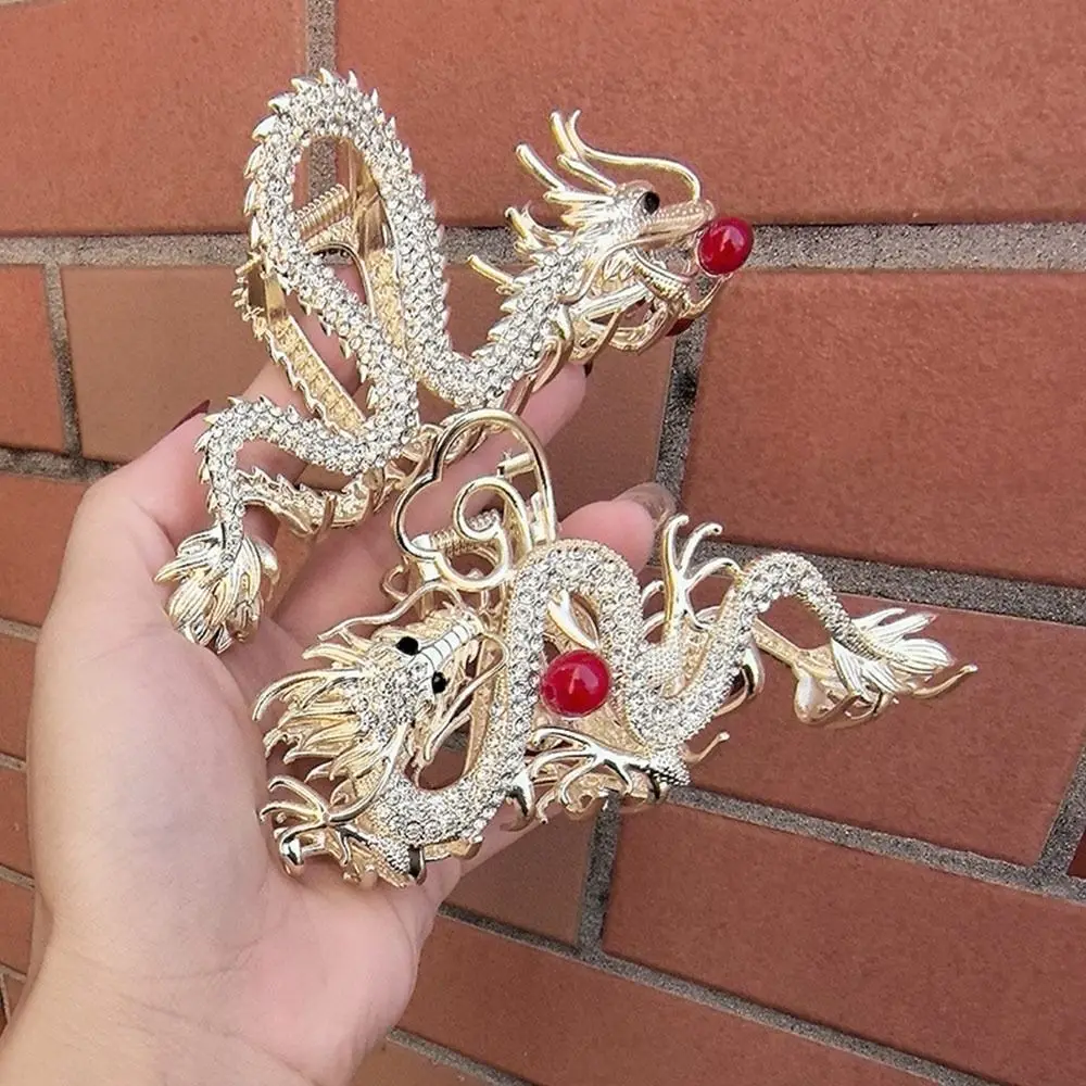 Fashion Chinese Style Hair Clips Dragon Shaped Rhinestone Hair Claw Alloy Metal with Pearl Hair Comb Hair Accessories view 3