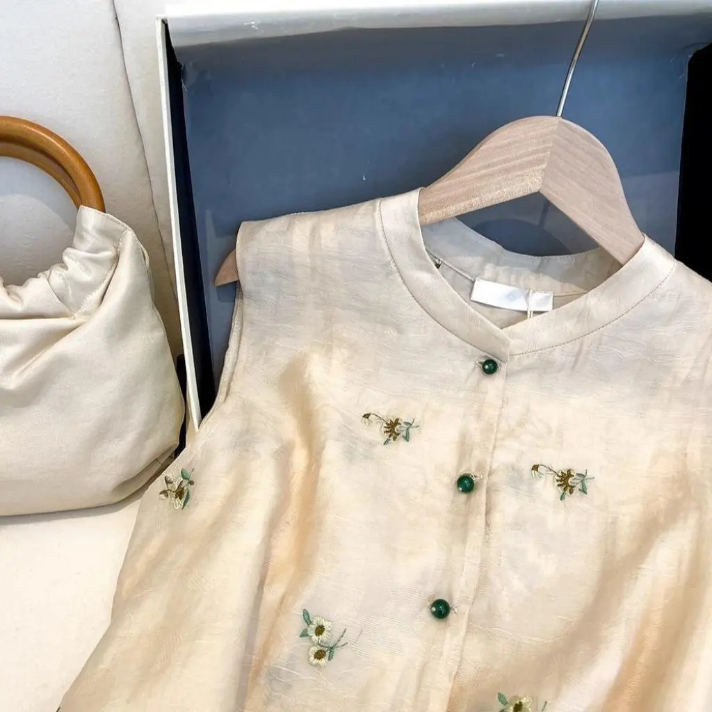 

Summer Chinese Style National Embroidery Vest Vertical Collar Retro High-End Women's Fashion Top