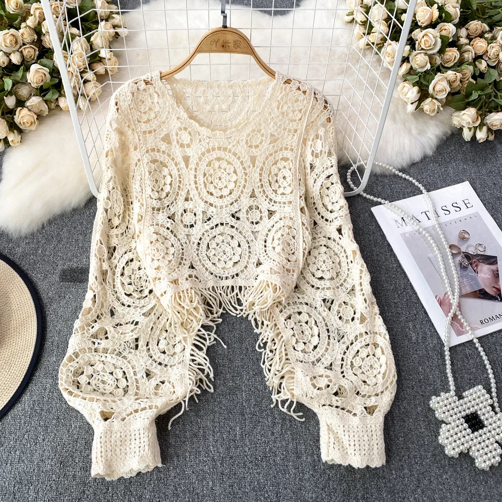 Bohimian Sweater Women O-neck Lantern Sleeve Tassel Female Causal Crochet Tops Ladies Knitted Hollow Out Sweaters Dropshipping