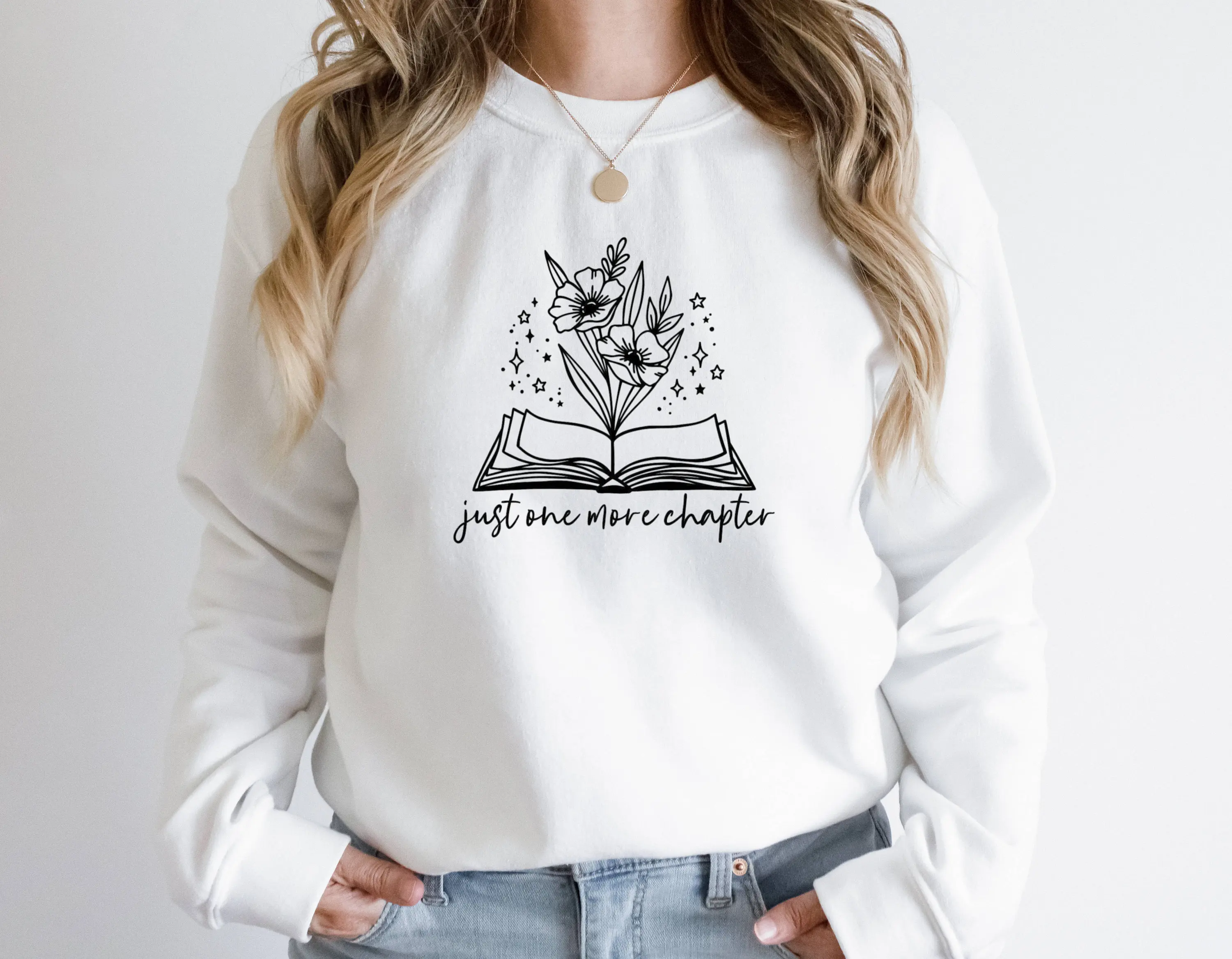 Just One More Chapter Slogan Women Sweatshirt Cartoon Book Flowers Print Female Casual Clothes New Stylish All Match Tops