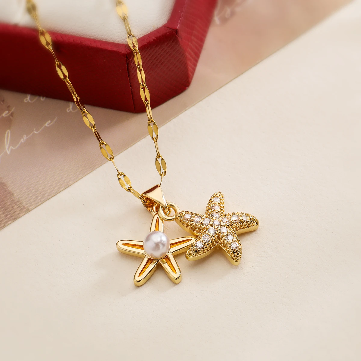 NEWBUY Trendy Gold Color Delicate Double Starfish Pearl Pendant Necklaces For Women Party Jewelry Birthday Gift