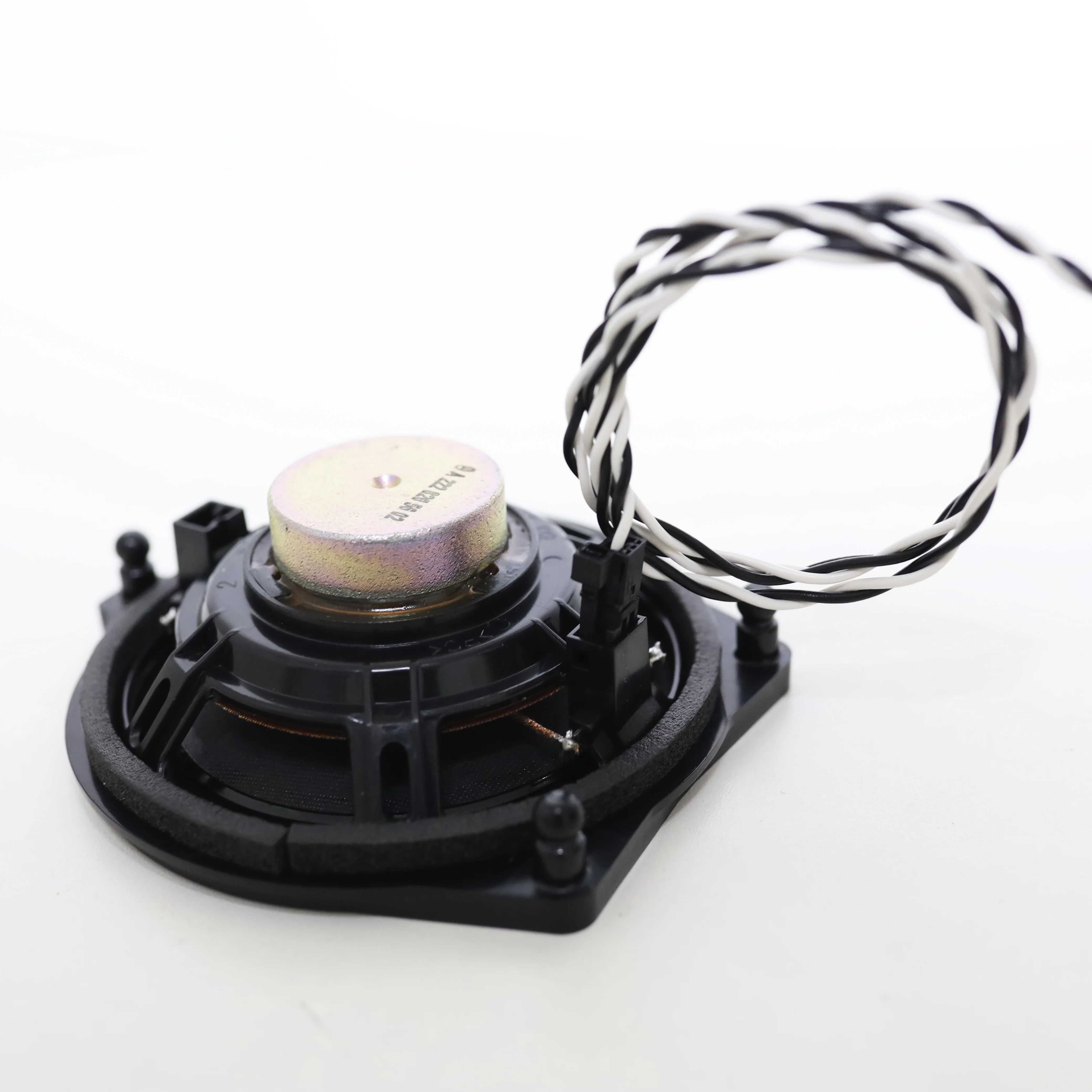 Thumbnail 2 - #4 Latest Loudspeakers Updates