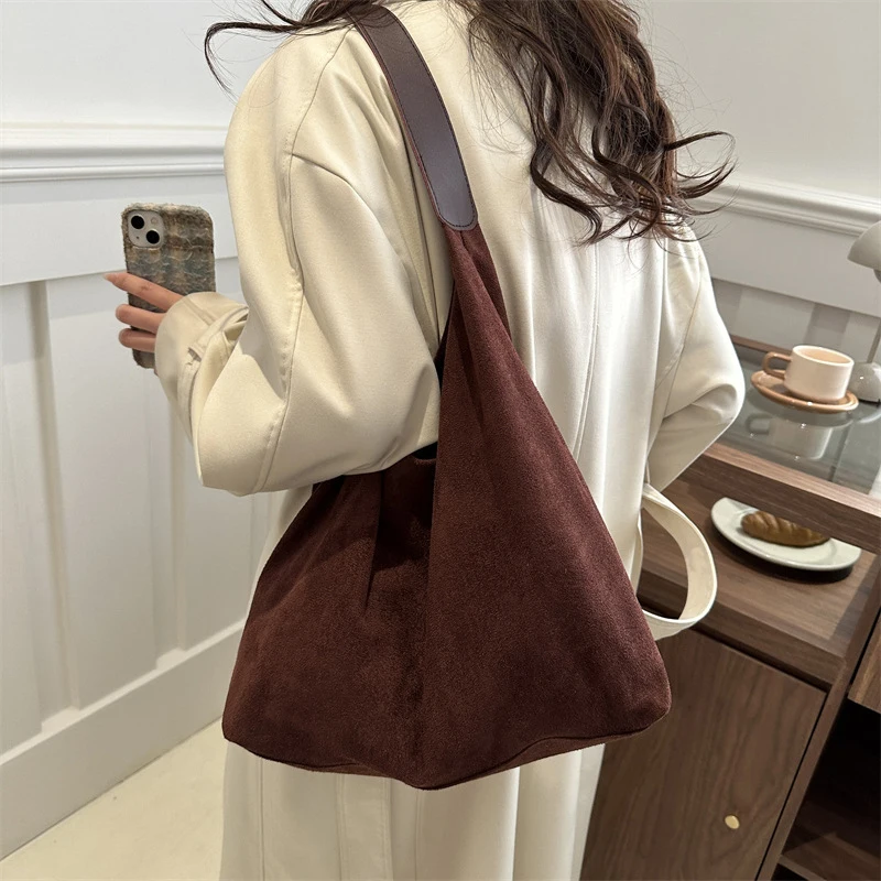 Vintage Damentasche, große Kapazität, Wildleder-Umhängetasche, einfarbig, schlichtes Design, lässige Pendler-Shopper-Tasche – Detail 7