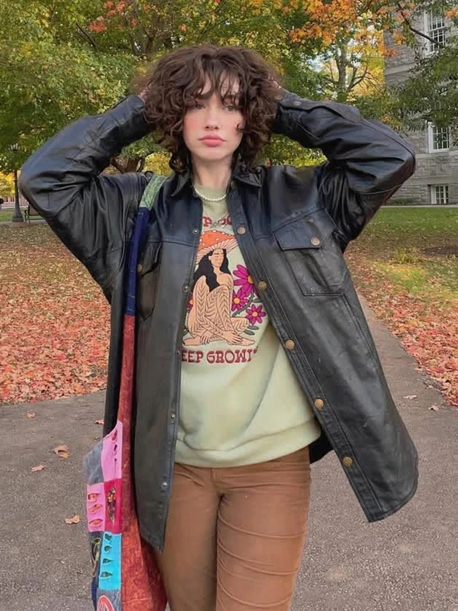 

Mushroom Girl Embroidered Sweatshirt Women Autumn Crew Neck Long Sleeve Fleece Pullovers American Vintage Sweet Hoodies Y2k New