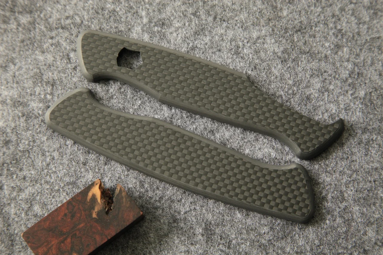 

Hand Made 3K Carbon Fiber Scales Handle DIY for 130mm Swiss Army Ranger Grip Knife