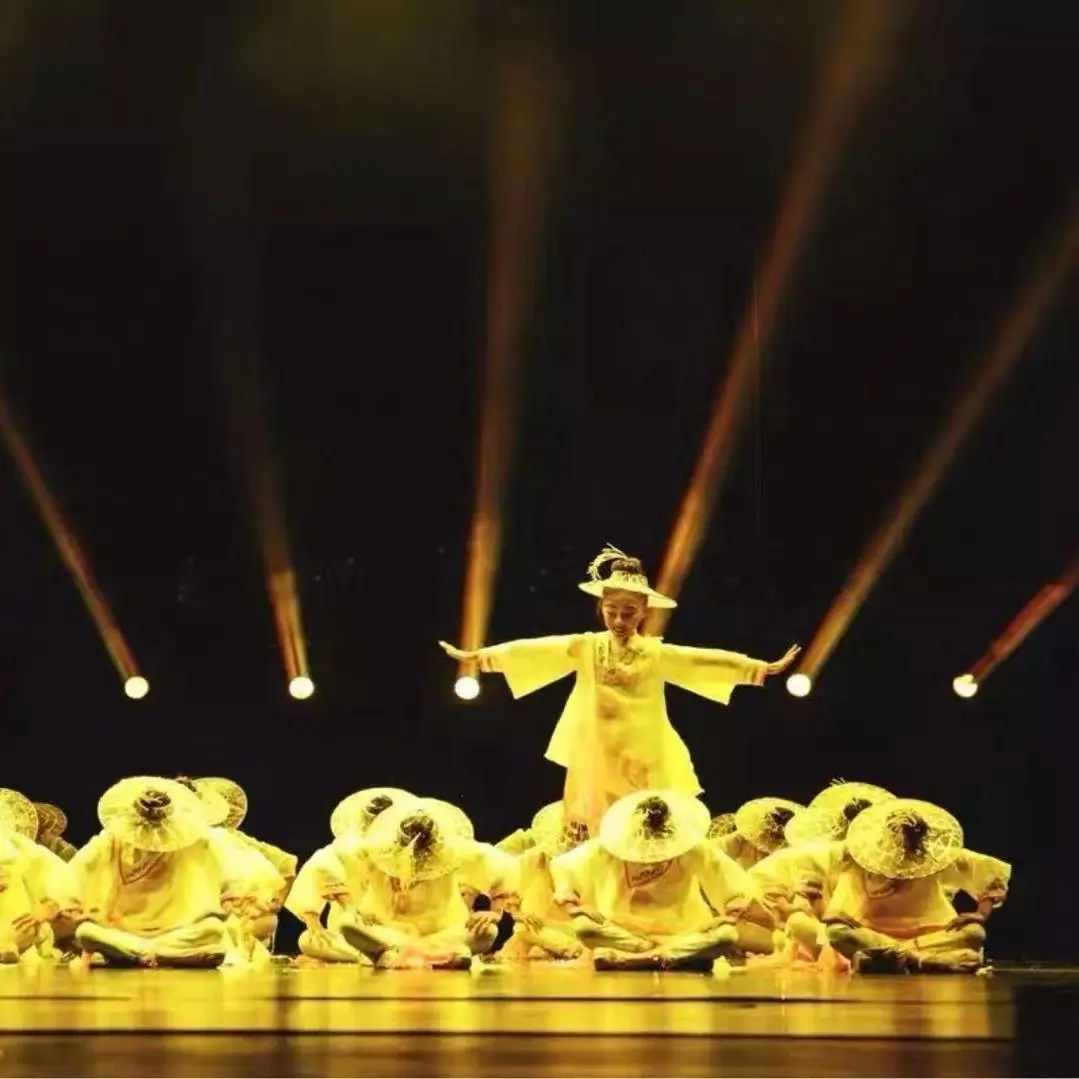 

Детский костюм для танцевальных выступлений: Классический костюм «Девятый маленький лотос» для выступлений на тему «Теплое пшеничное поле», народная опера