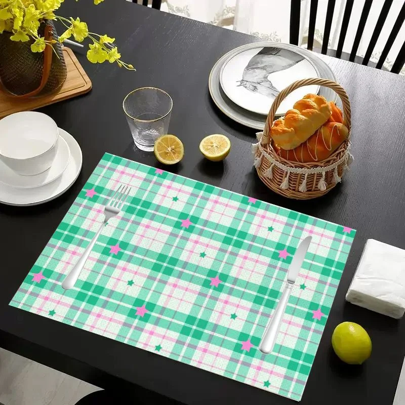 VIKAMA Christmas Placemat Green Pink Star Plaid, Waterproof Oil-Proof Heat-Resistant Non-Slip Dining Table Mat