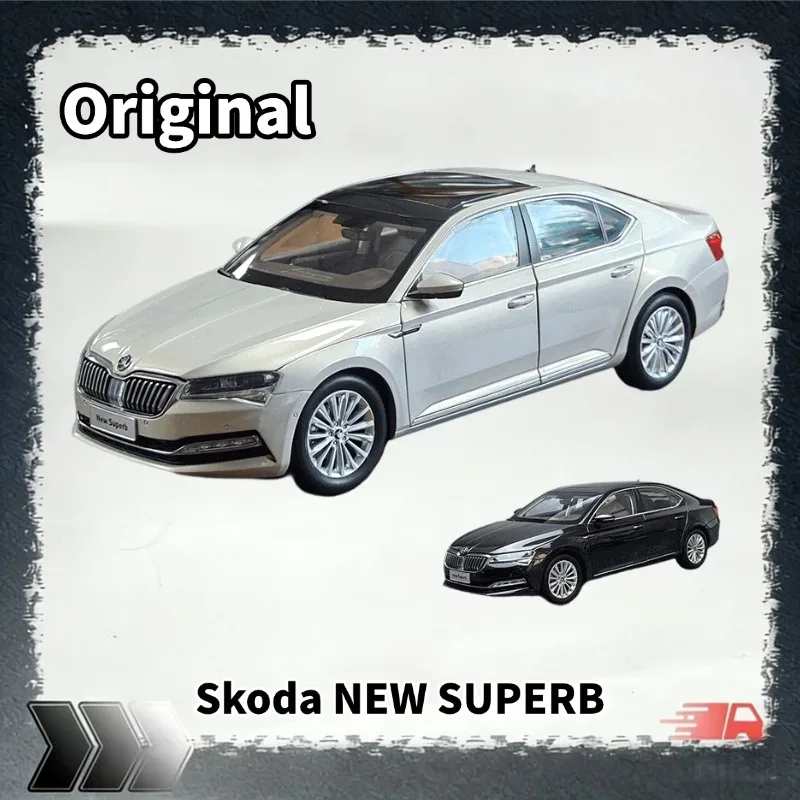 Original 1:18 scale Skoda NEW SUPERB alloy car model, suitable as a boys' holiday gift toy or a collection and decoration item.