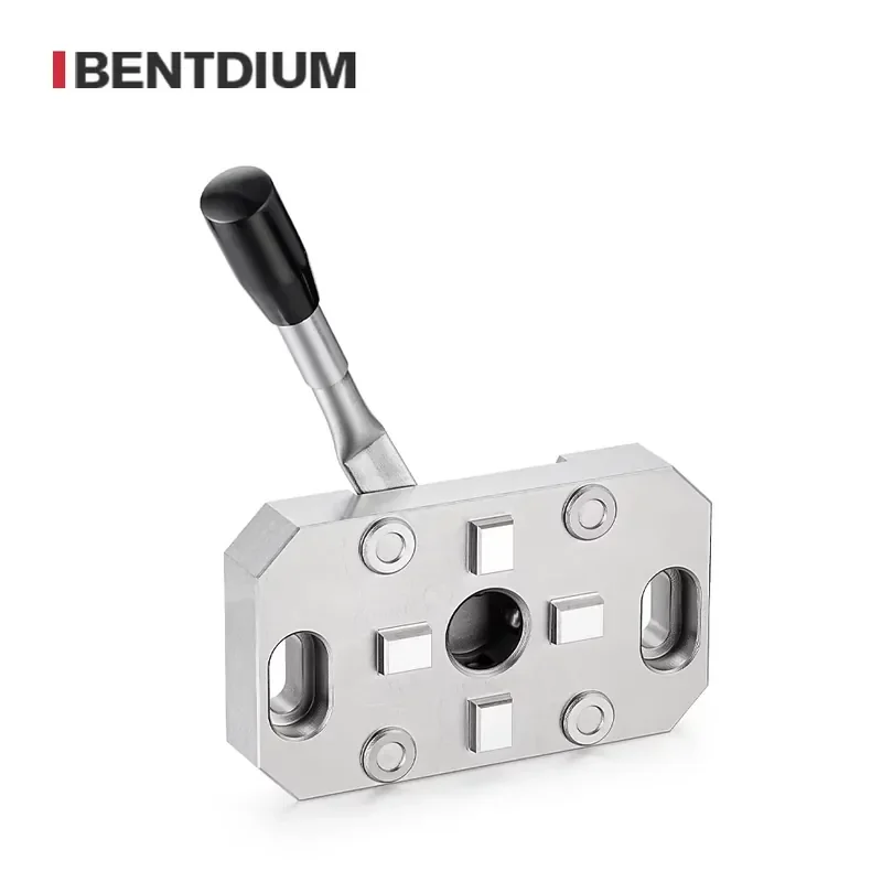 

Factory Wholesale Manual Chuck with Lever for Macro Holder RIUM-602.27