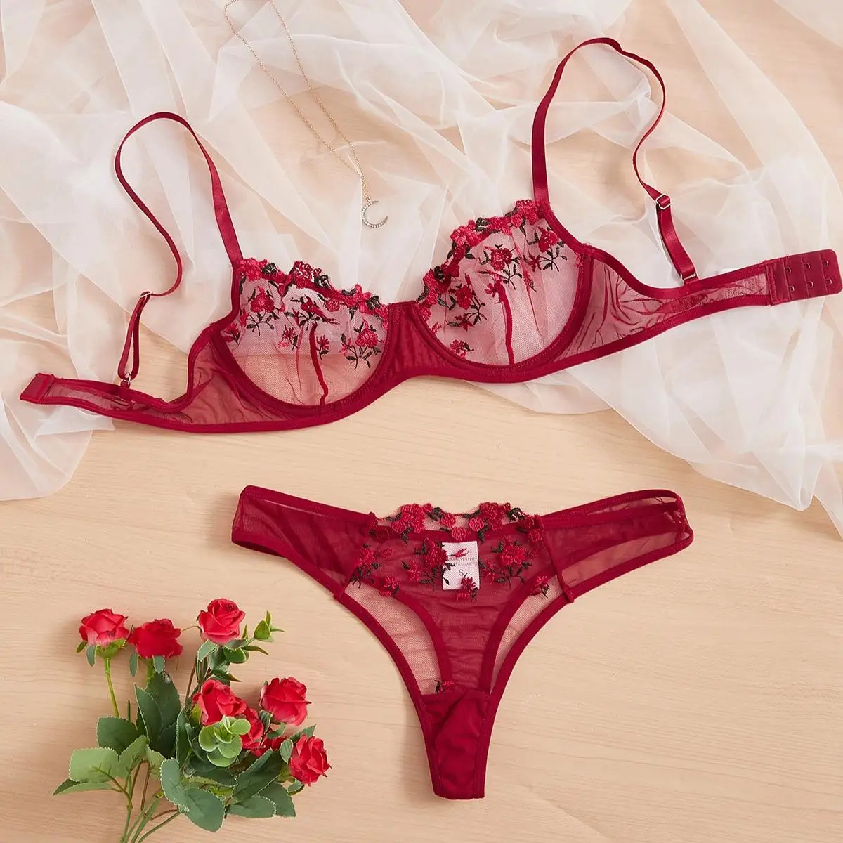 

Lace Transparent Women's Sexy Underwear Bra Set Exquisite Embroidered Flower Ultra Thin Sexy Large Size Fun Underwear