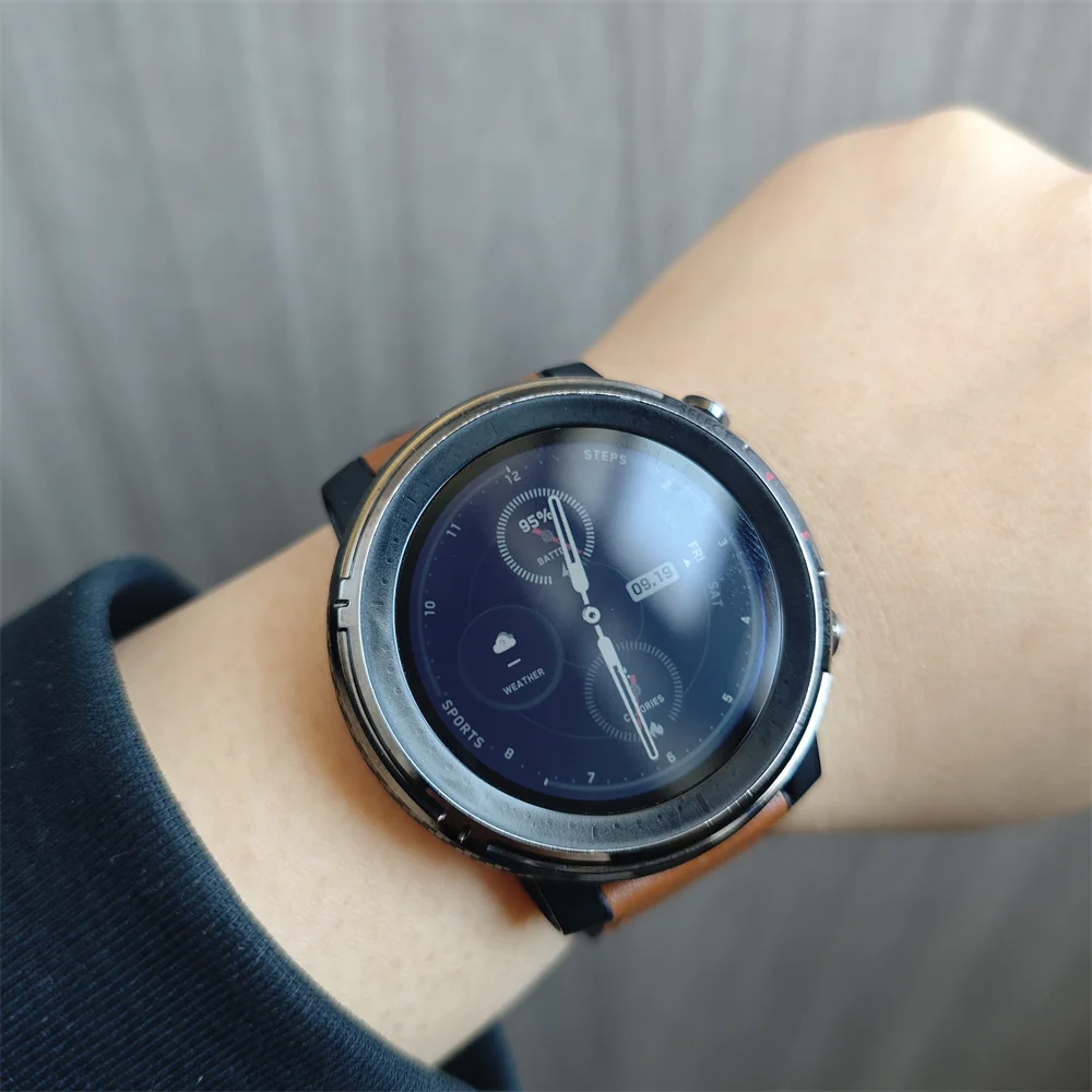 ساعة Amazfit الذكية ستراتوس 3 للرجال ساعة ذكية مع نظام تحديد المواقع بلوتوث و5ATM مقاومة للماء تعرض آلة عرض بدون صندوق