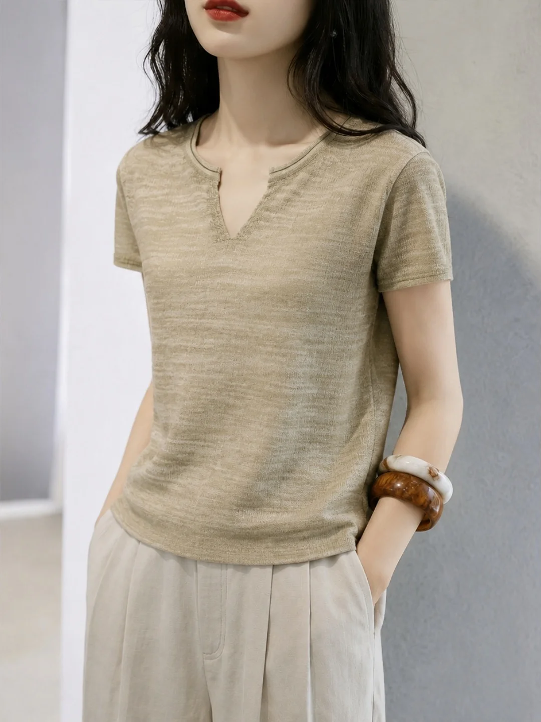 

Soft Comfortable Ice Silk Knitted Sweater Korean Style Commute Straight Tube Top Summer 2026 Lazy Versatile Slimming Quality Top