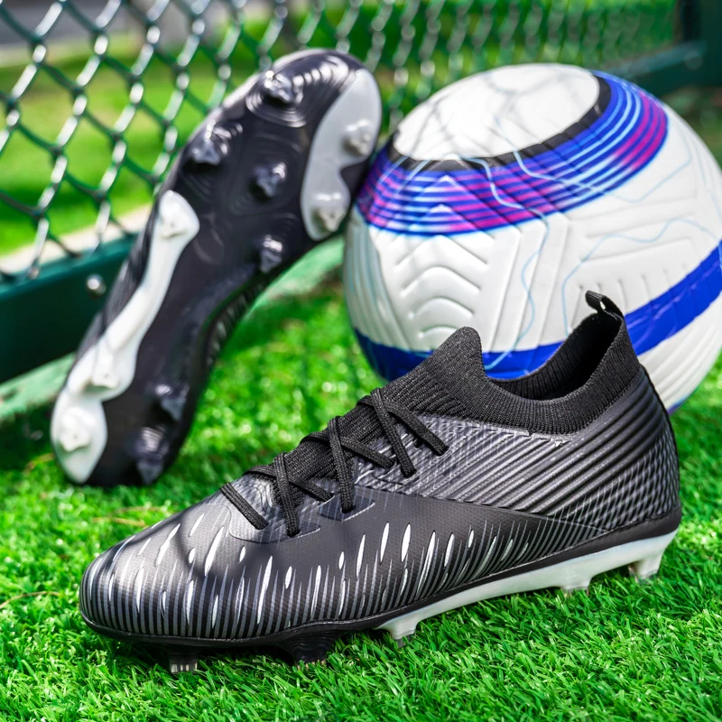 

New Men Soccer Shoes Indoor Ultralight Football Boots Non-Slip Outdoor High Ankle Sports Shoes High-quality Futsal Non-Slip