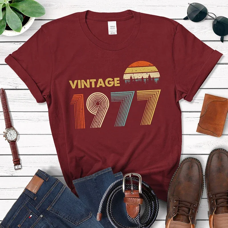 Vintage 1977 Sunset Women Clothes 47th 47 Years Old Birthday Graphic Tee Unisex Tshirt Mother's Gift Wife Clothes T Shirt Tops