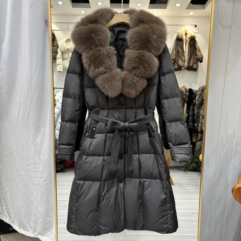 

2026 Новая зимняя куртка-пуховик из натурального лисьего меха, женская теплая длинная белая куртка на утином пуху с поясом, пуховое пальто из натурального меха, роскошное модное пальто