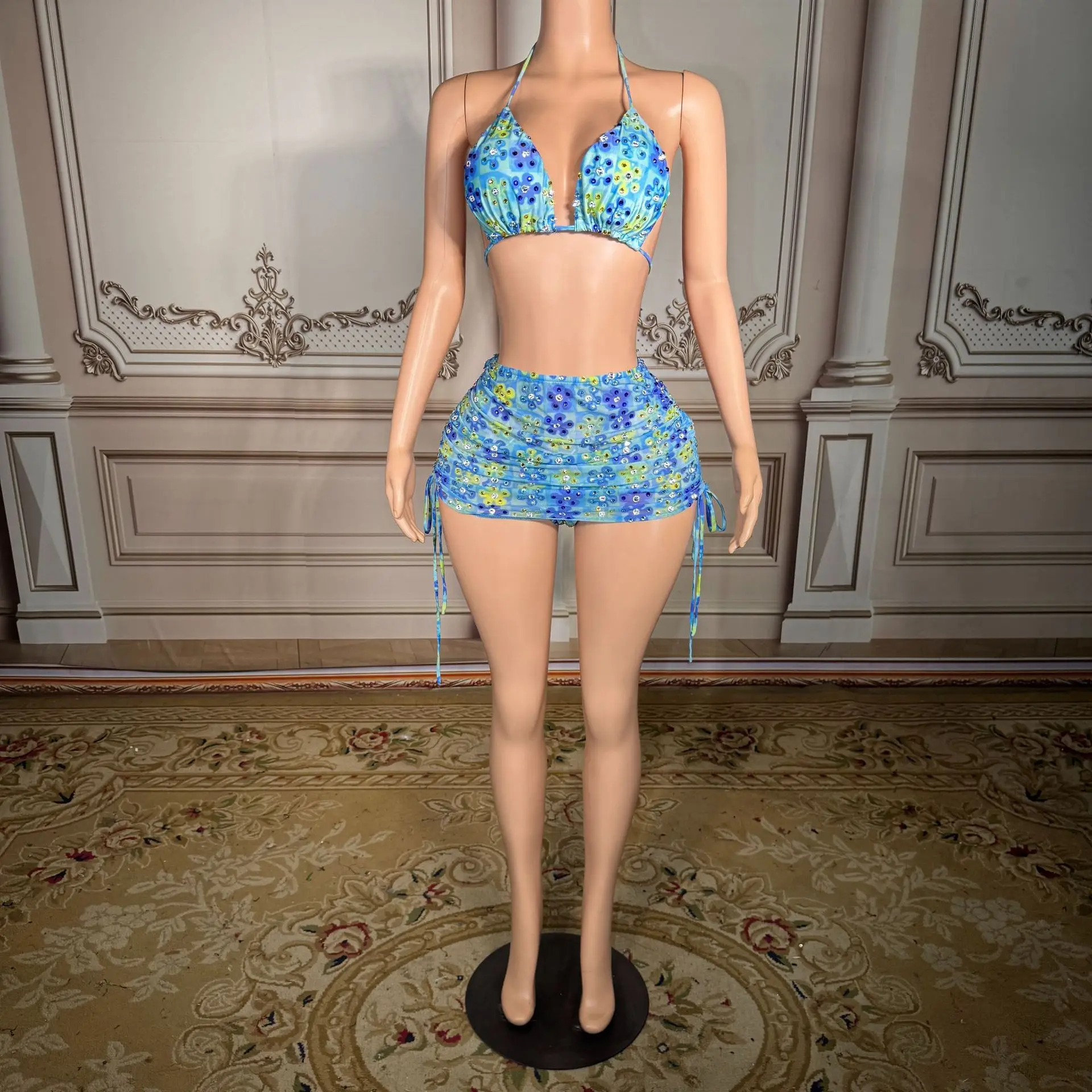 

Small floral deep v-neck halter split bikini gauze skirt set swimsuit summer vacation beach sexy swimsuit