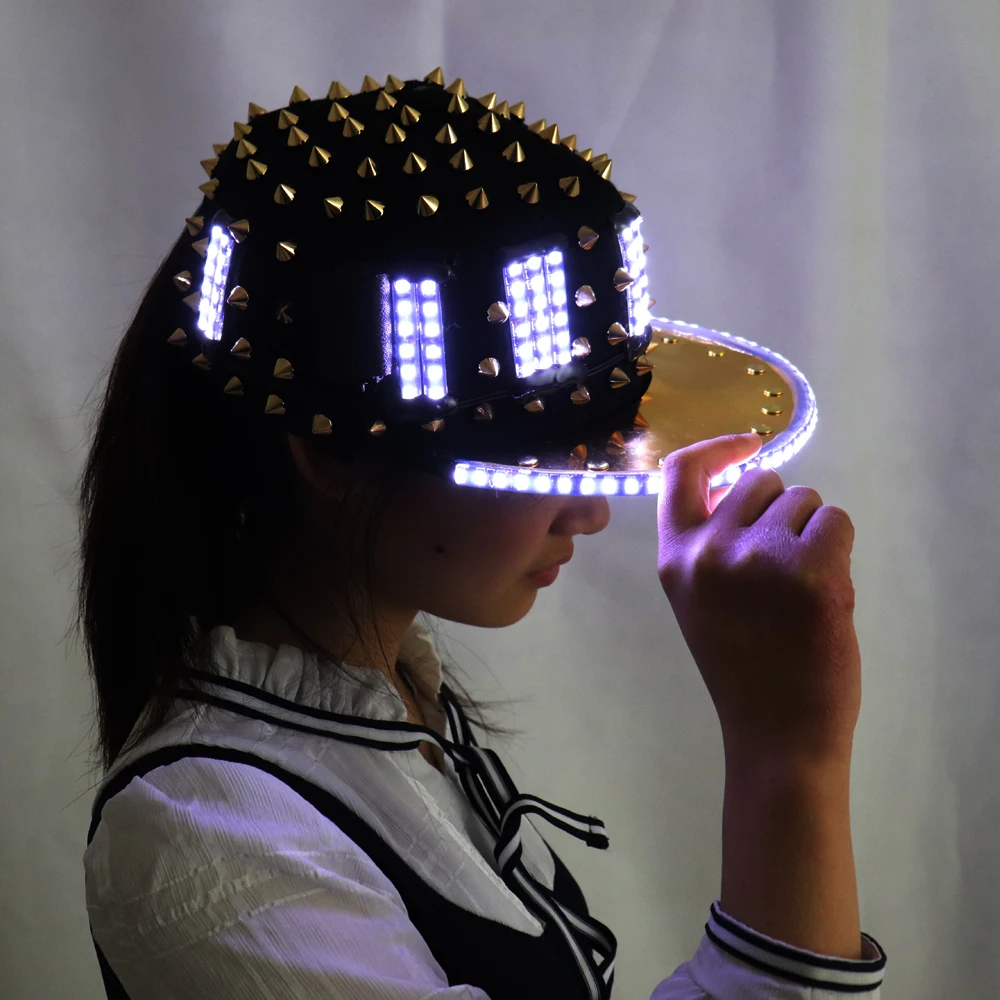 Unisex Punk Hedgehog Rock Rivet Cap Newest Unique Gold Silver Rivet LED Hat Fashion Snapback for Street Hip-hop Rivet man woman