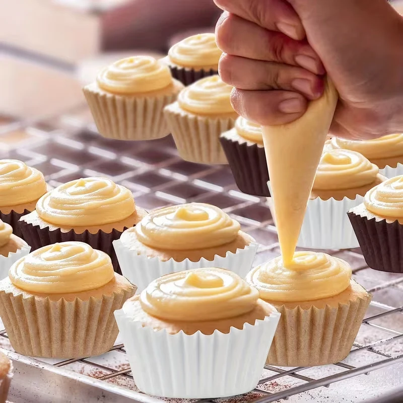 100Pcs/200Pcs White/Natural/Brown Cake Paper Cups, Oil-Proof and High-Temperature Resistant Baking Cups, Suitable for Wedding Season, Birthdays, Valentine's Day, and Other Occasions