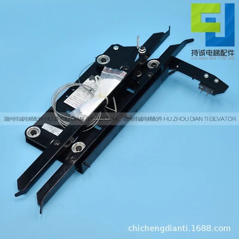 تنطبق على جهاز قفل باب السيارة Ouling OMJ09X.2 Thyssen، Jiajie، Shenlong قاطع باب المصعد المضاد للتصادم