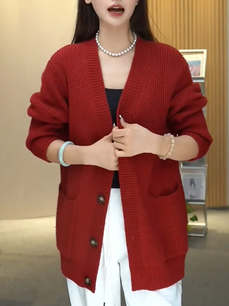 

Корейский вязаный кардиган с V-образным вырезом, осенняя новинка, большие размеры, универсальный, стройнящий, омолаживающий, теплый, с длинными рукавами