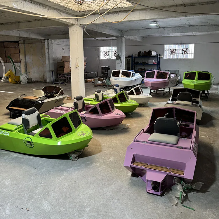 Calm Lake Cruise Stable Kart Style Mini Jet Boat, High Efficiency Power Component For Leisure Water Surf Vacation view 3