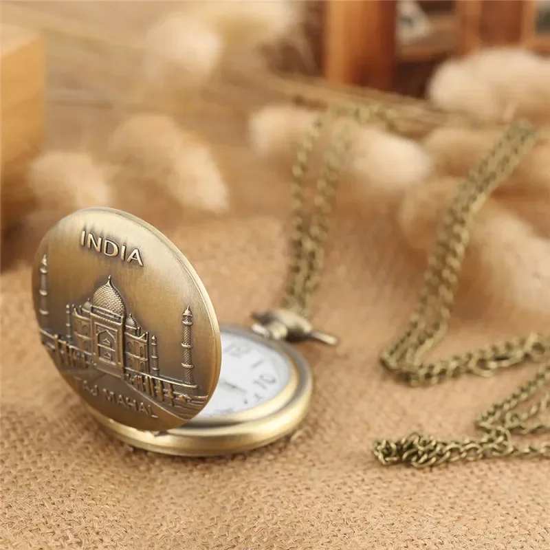

Antique Famous Building India Taj Mahal Full Hunter Quartz Analog Pocket Watch for Men Women Sweater Necklace Chain Souvenir