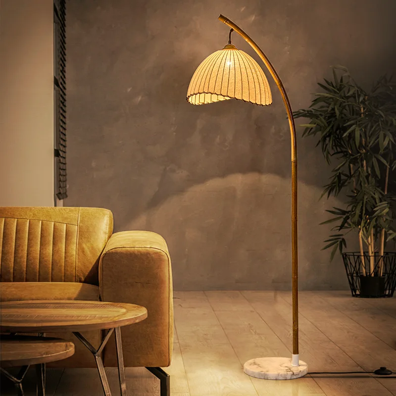 Bedroom warm and romantic fabric E27 floor lamp simple and popular living room sofa E27 floor lamp