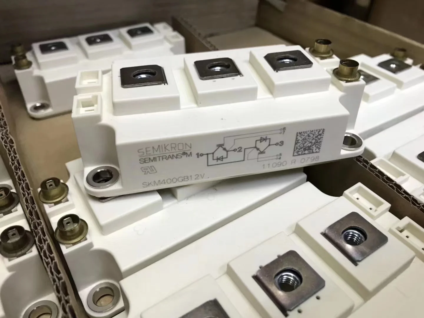 Module SKM400GB12V, Nouveau et Original, Livraison Gratuite