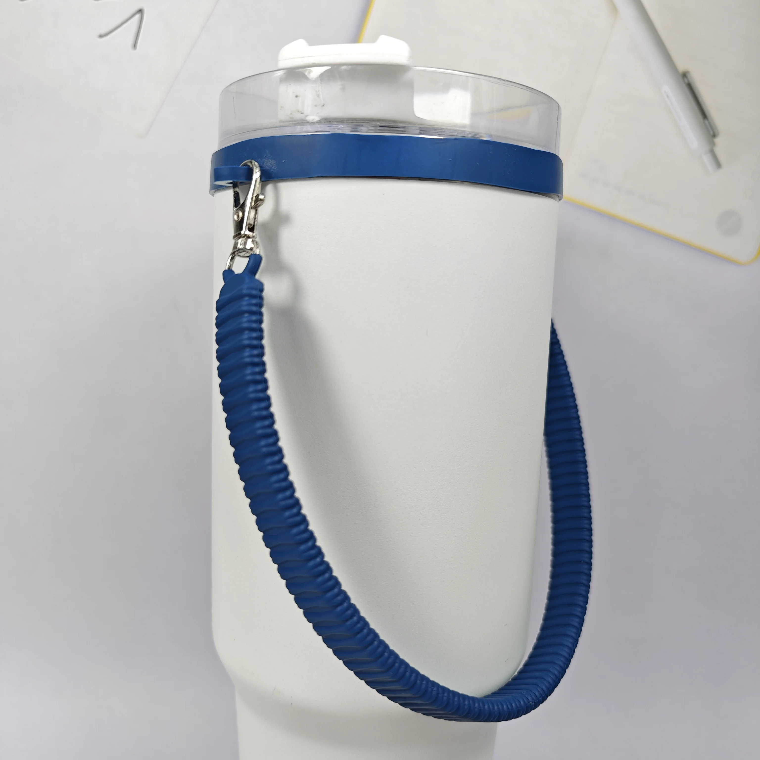 The Sports Water Cup Comes With A Silicone Colored Water Cup Rope And An Outdoor Portable Cup Sleeve