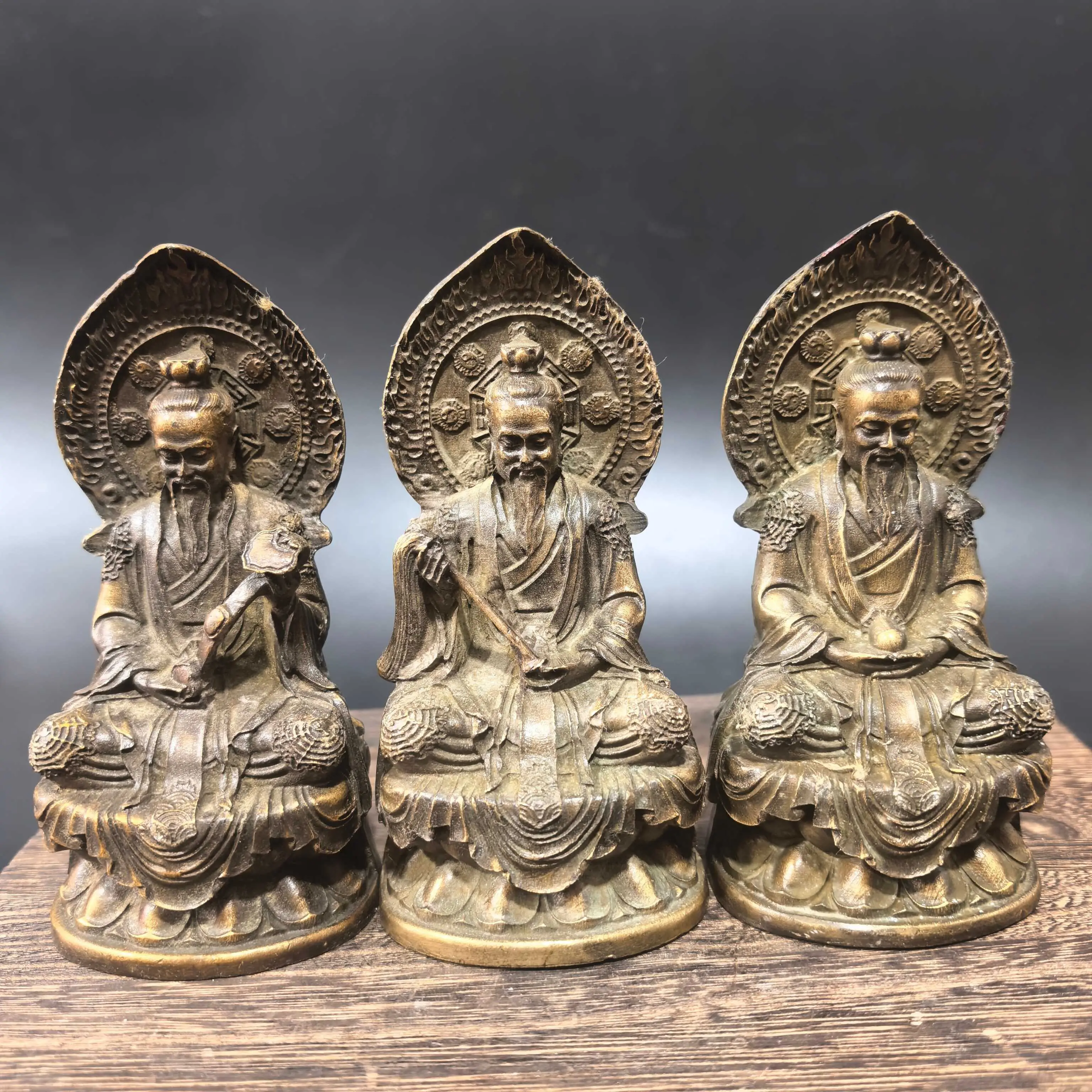 Antique alloy copper Sanqing Taozu Yuanshi Taishang Laojun Sanqing statue moral spirit treasure Tianzun statue ornament