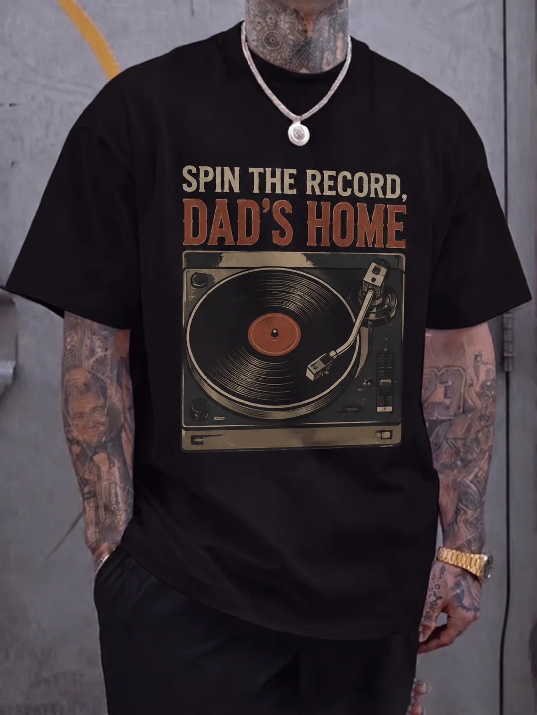 

Men Graphic t Shirt Short Sleeve Classic Fit Vintage Turntable Record Print Retro Dads Home Music Graphic Streetwear Casual Dad