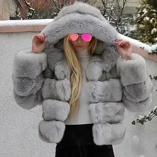 2025 New Luxury Faux Fox Fur Coat Women Short Winter Jacket with Big Fur Hood Thick Warm Overcoat Fashion Flurry Fake Fur Coats