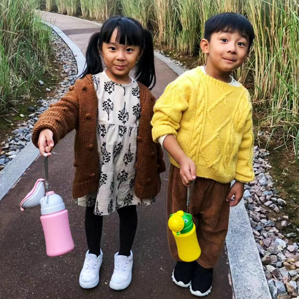 كوب تبول مريح ومحمول للأطفال للاستخدام على الطرق الطويلة، قعادة طوارئ مبولة للأطفال في حالات الطوارئ