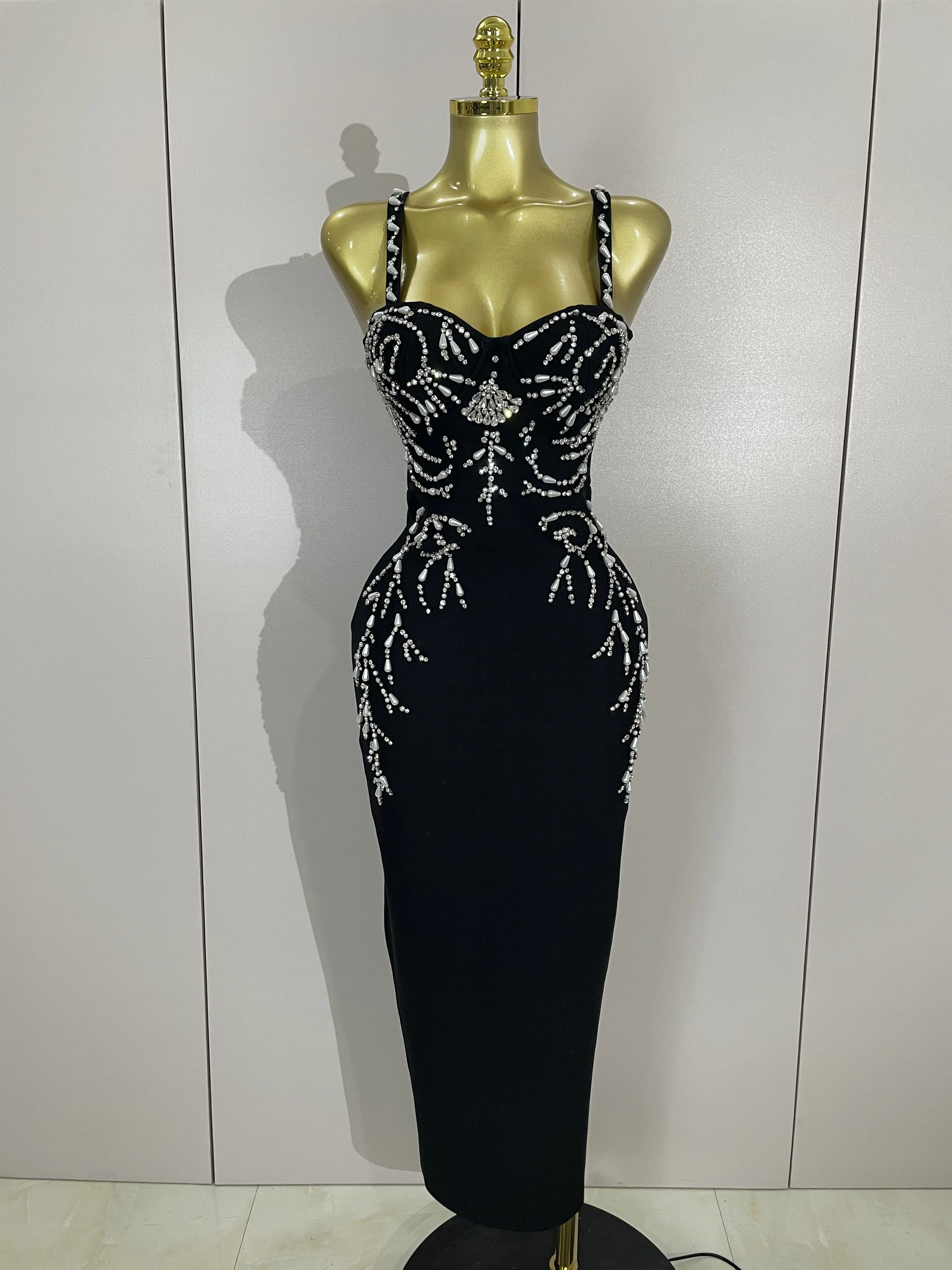 2025 Nieuwe Sexy Backless Zwarte Kralen Lange Bodycon Bandage Jurk Vrouwen Celebrity Elegante Avond Club Party Luxe Verjaardag Jurk