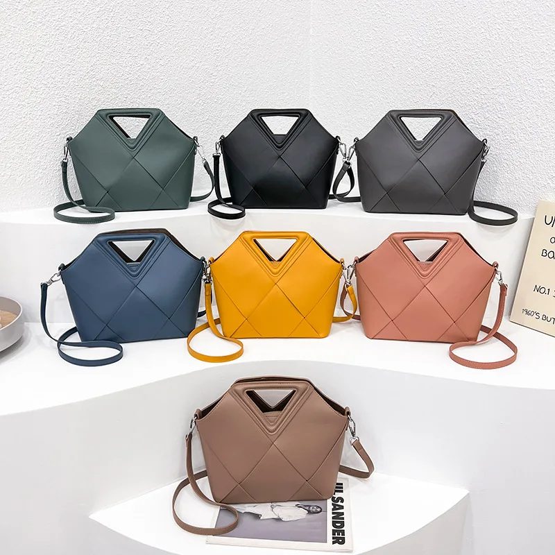 

Women PU Leather Woven Handbag French Style Elegant Crossbody Bag Large Capacity Casual Tote Shoulder Purse Ladies