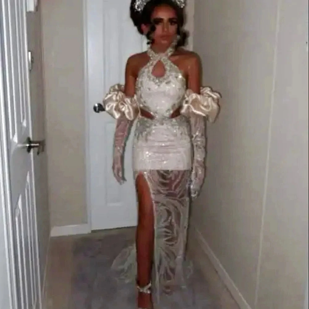 Sexy Ivory Lace Cocktail Dress Sheath Cocktail Gown For Women Halter Beading Formal Party Gown With Sweep Train