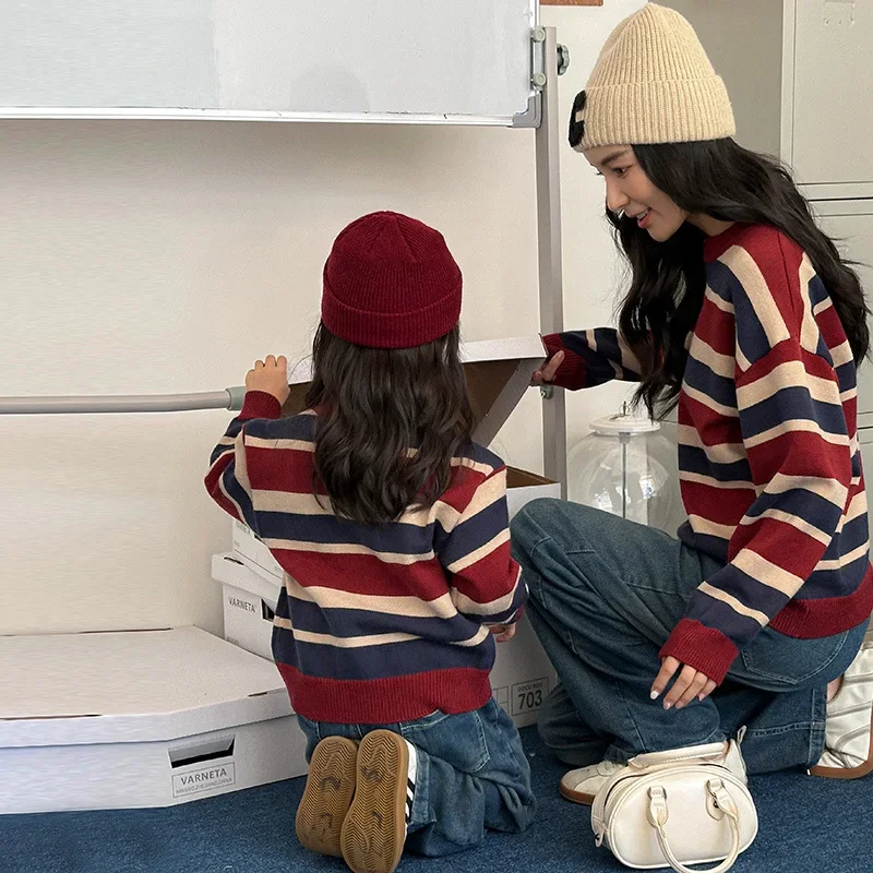 

Winter Family Look Striped Sweater Korean Parent-child Thick Warm Knitted Jumper Rainbow Mother Father and Daughter Son Clothes