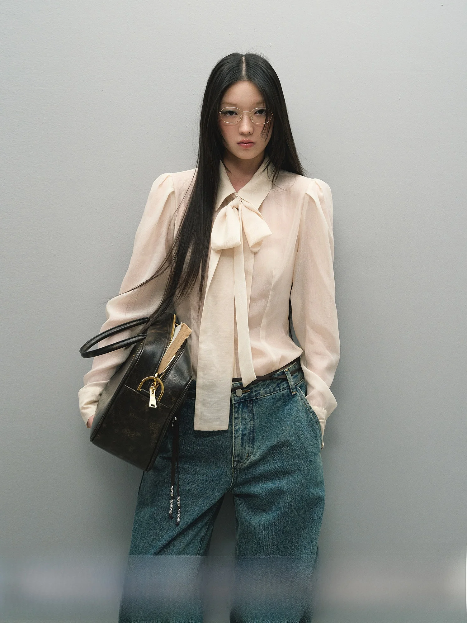 

Элегантная женская блузка с узлом и короткими бретелями, новинка осени 2025, французский стиль, полиэстер, длинный рукав, прямой крой