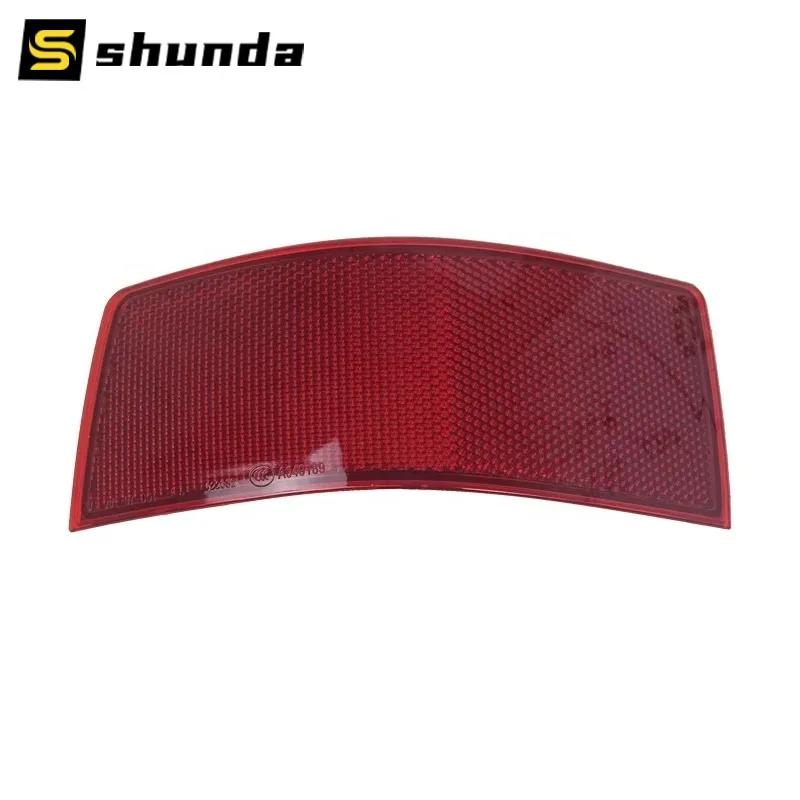 

2048200274 Rear Bumper Light For Mercedes -Benz GLK 204 W177 C257 W213 S213 Closed Off-Road Vehicle 2017